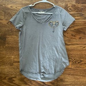 Hollister Scoop Neck Short Sleeve with Elephant Graphic
